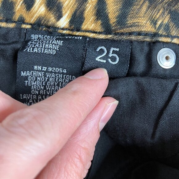 David Kahn Women's 25 Leopard Print Skinny Pants New - Picture 9 of 10